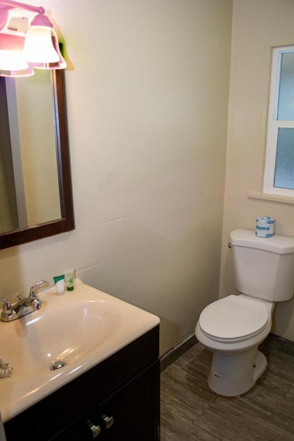 Oregon Motel 8 And Rv Park Klamath Falls Exterior foto